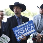 A bipartisan house group rallies with farmers for USMCA