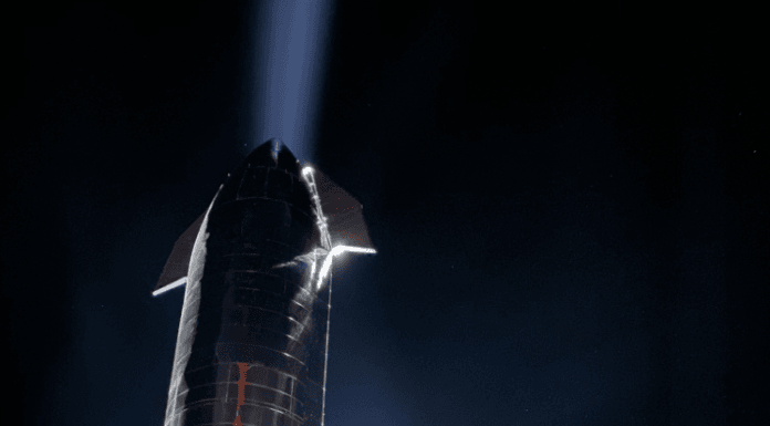 Musk unveils SpaceX rocket designed to get to Mars and back