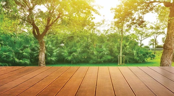 Prepare a deck for winter