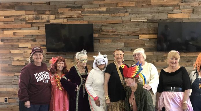 Thimble Club hosts Halloween contest at monthly meeting