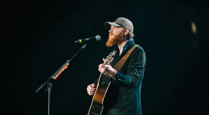 Platinum-selling singer-songwriter Eric Paslay performs at South Coast Winery