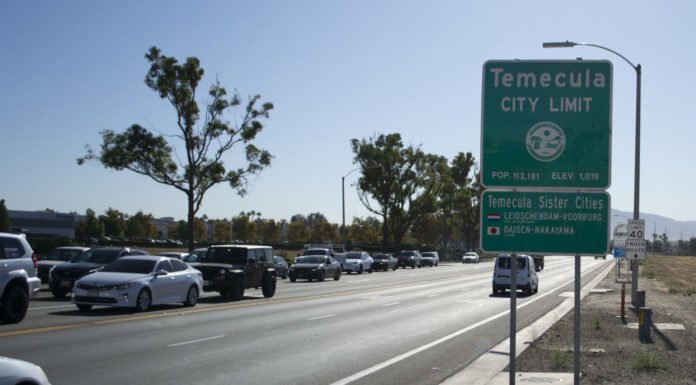 Power knocked out at Promenade Temecula, other businesses Monday afternoon