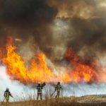 Fire crews take advantage of calmer weather in California