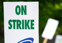 Kaiser mental health professionals go on strike