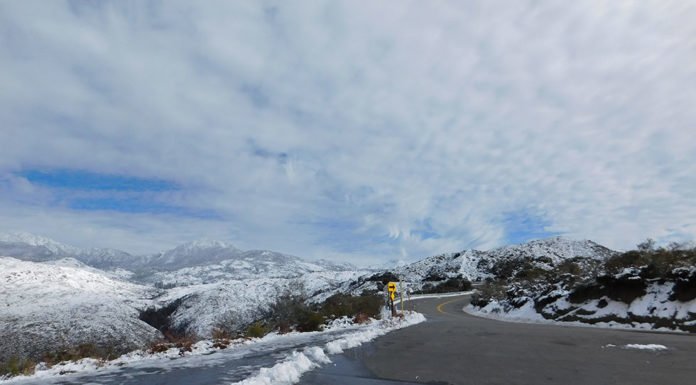 Highways 74, 243 remain open to Idyllwild in winter conditions