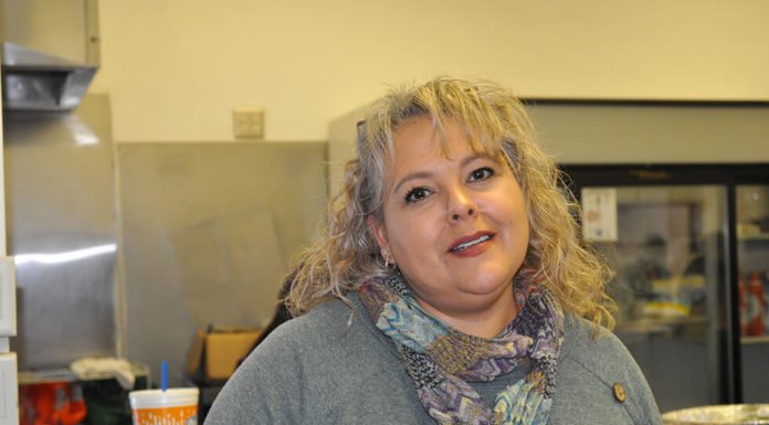 Anza Community Hall hosts Thanksgiving dinner