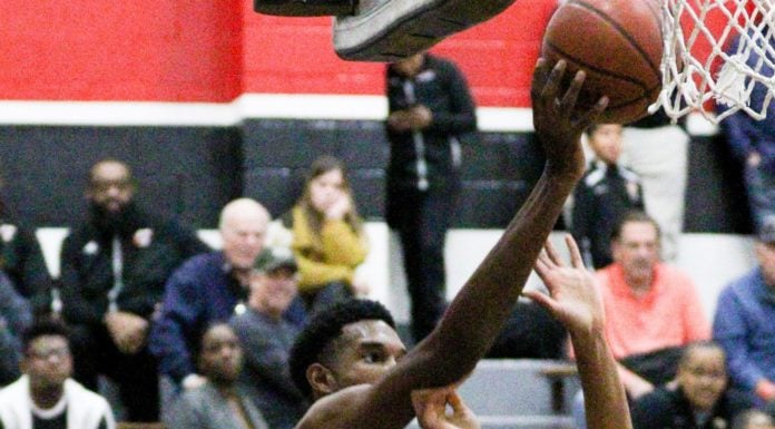 HS Basketball: Local teams duke it out in BattleZone tournament
