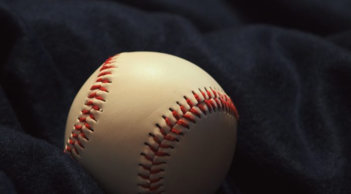 Study: Inconsistent seams, player behavior behind HR uptick