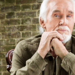 Country superstar Kenny Rogers dies at 81