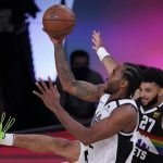 Clippers star Kawhi Leonard dedicates new basketball court in Moreno Valley