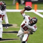 Tom Brady ends 11-day break, rejoins Buccaneers for practice