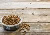 Steps for selecting the right pet food