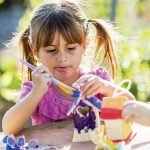 8 activities to keep children entertained