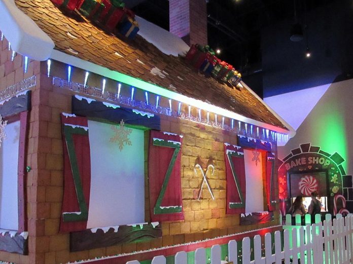 12-11-20-SF-ENT-Sobobas Gingerbread Lane-cphoto-1