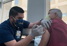 US colleges divided over requiring student vaccinations