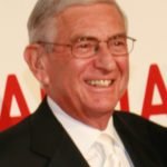 Eli Broad, billionaire entrepreneur who reshaped LA, dies