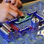 Snap Circuit Lab at the Ronald H. Roberts Temecula Public Library Sept. 20