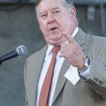 Issa takes early lead in 48th Congressional District, Calvert in tight race to retain seat