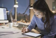 Avoid computer eye strain at work