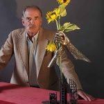 Artist donates sculpture to raise funds for Ukrainian relief efforts