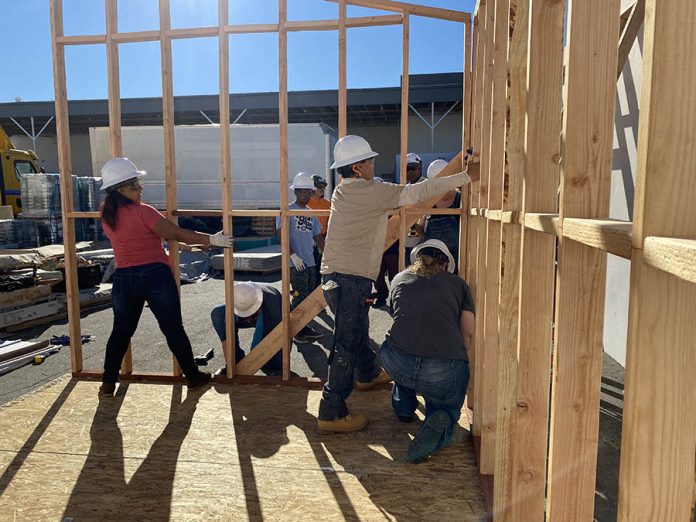 07-22-22-EDU-Introduction to construction program-Cphoto-1