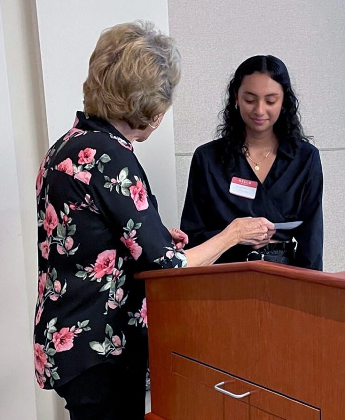07-22-22-LOCAL-Menifee Student presents winning-Cphoto-1