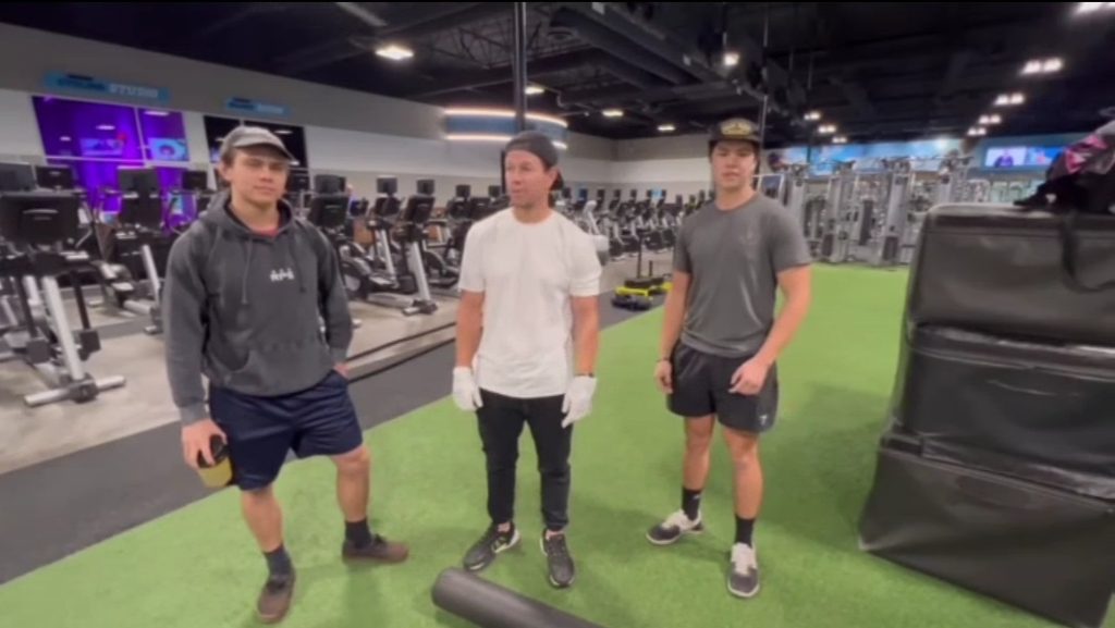 Mark Wahlberg makes surprise gym visits in Temecula Valley News