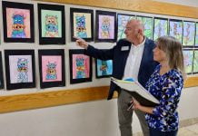 Menifee mayor awards young artists in Quail Valley Elementary