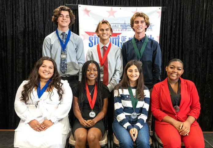 11-25-22-EDU-Lake Elsinore area students-Cphoto-1
