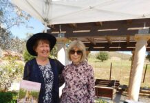 ‘Flavors Temecula Valley Wineries’ co-authored by two Valley writers introduced at La Cresta book signing