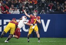 USC’s Moss throws Holiday Bowl-record 6 TD passes in 42-28 victory over No. 16 Louisville