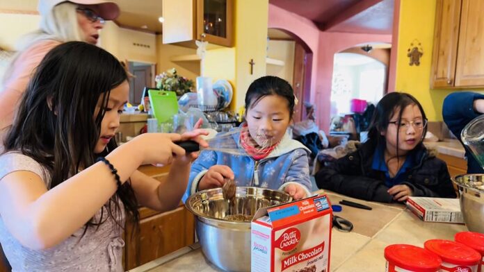02-23-24-ANZA-Teacher hosts field trip for Olivet Academy students-Cphotos-1