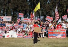 Supporters rally for ‘No’ vote on Dr. Komrosky recall