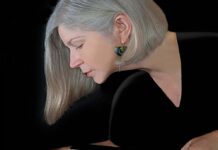 Brunch to share artistic photos and life at sunset