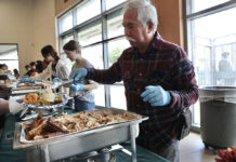 Murrieta Mesa volunteers ‘Share the Harvest’ with the community