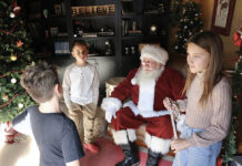 Santa Claus is coming to town