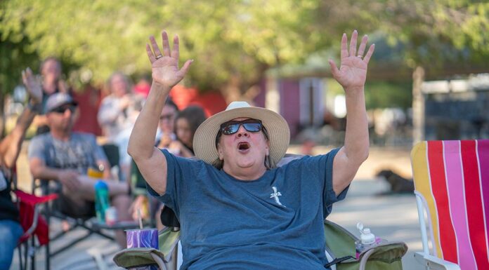 Anza churches unite for evening of prayer and praise in Minor Park