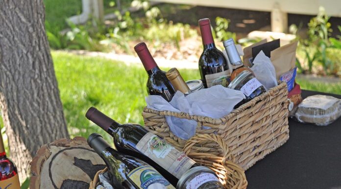 KOYT 97.1 FM announces 4th Annual Savor Spain Wine & Dine Fundraiser