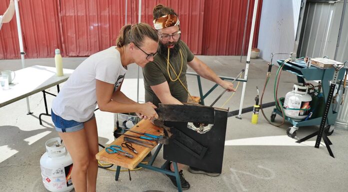 Glass Blowing Experience creates art pieces