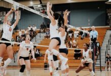 Southwestern League Volleyball Heats Up: Temecula Valley and Murrieta Mesa clash in thrilling matchups”