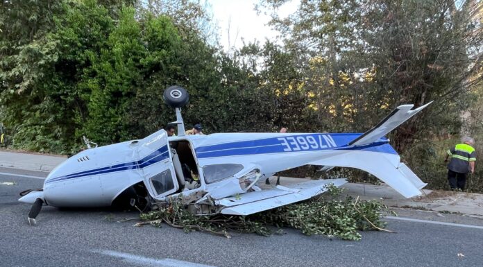 Cessna crash sparks brush fire, shuts down South Mission Road in Fallbrook