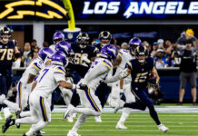 Chargers dominate Vikings in 37-10 primetime victory