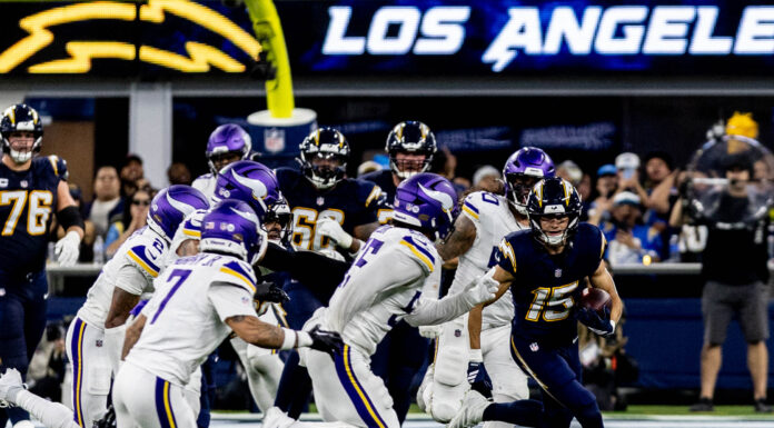 Chargers dominate Vikings in 37-10 primetime victory