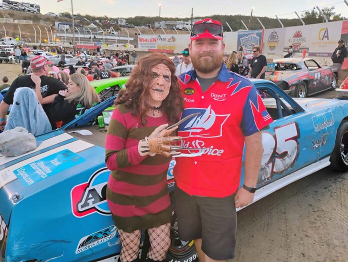 10-31-25-SPORTS-Naiman Finger Story-photo