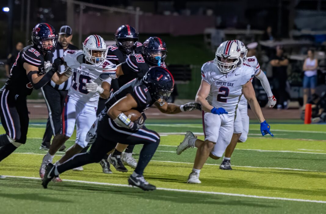 11-07-25-SPORTS-Prep FB Roudup-photo-2