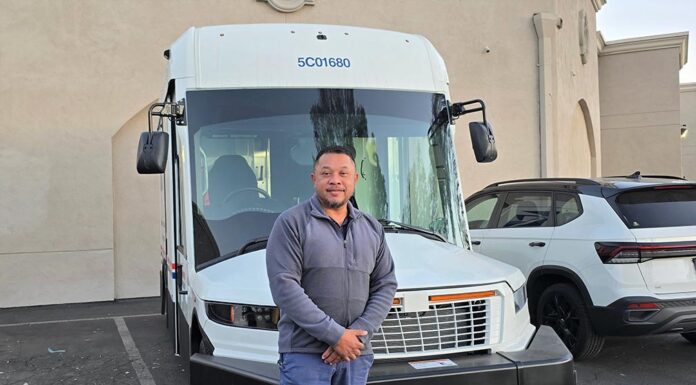 Danilo Pasion named Lake Elsinore Postmaster