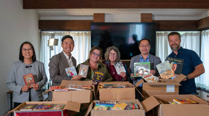 Friends of the Anza Library receive over 700 children’s books from Olivet University
