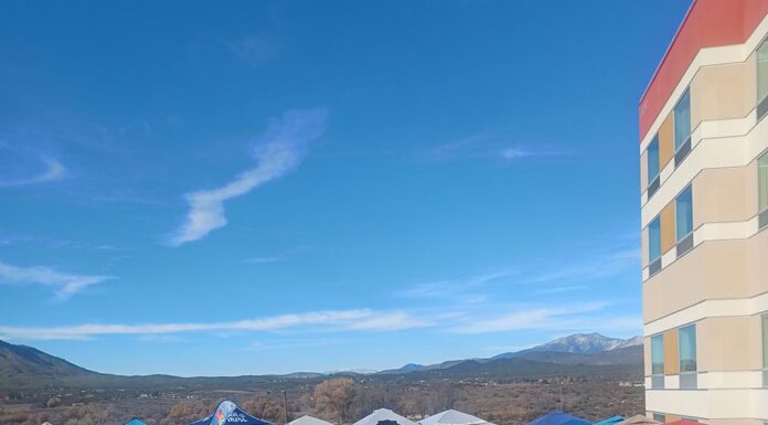 Simultaneous events at Cahuilla Casino Hotel and the Tribal Hall thrill shoppers