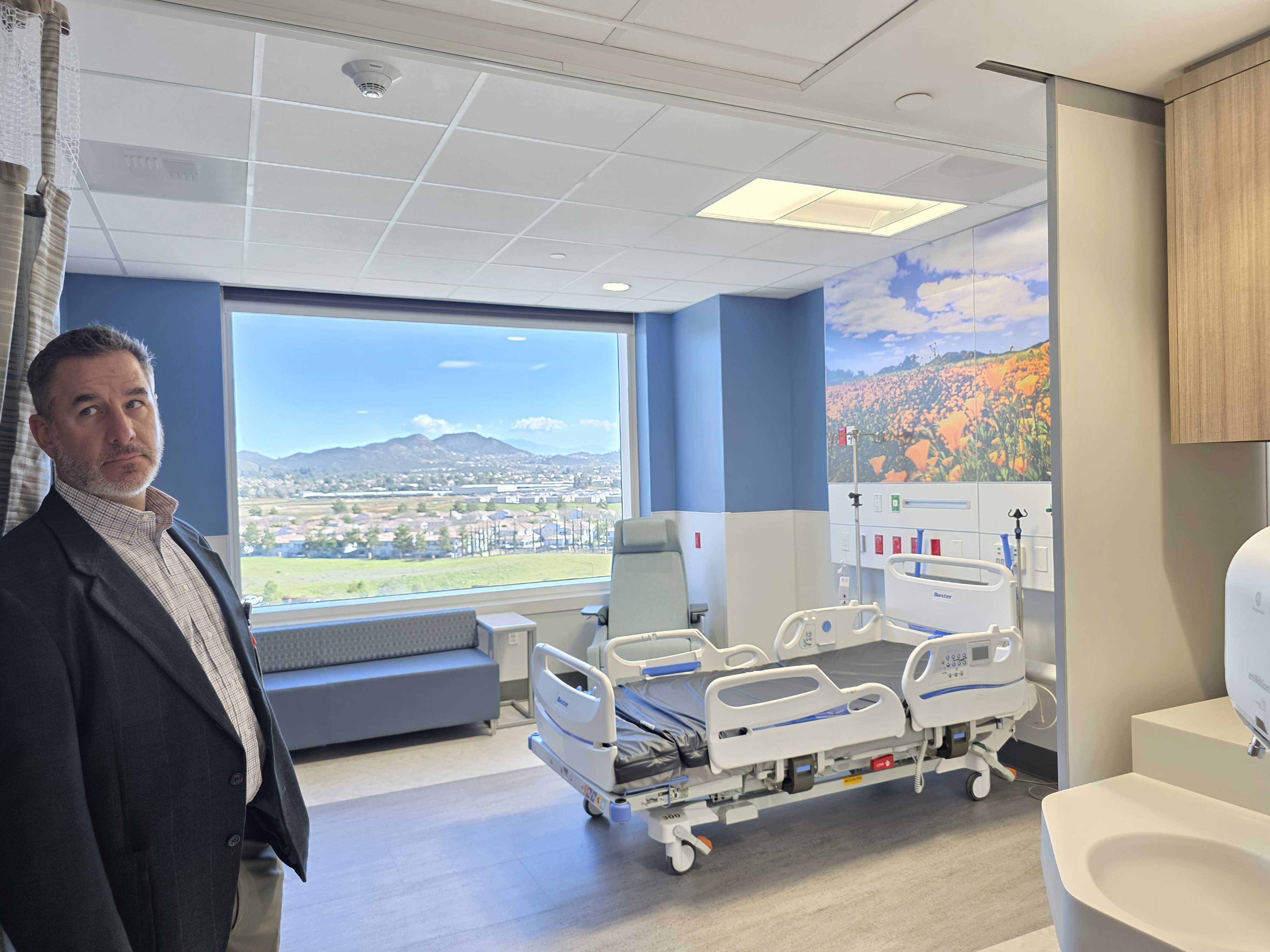 New Southwest Healthcare Inland Valley tower expands trauma, cardiac care