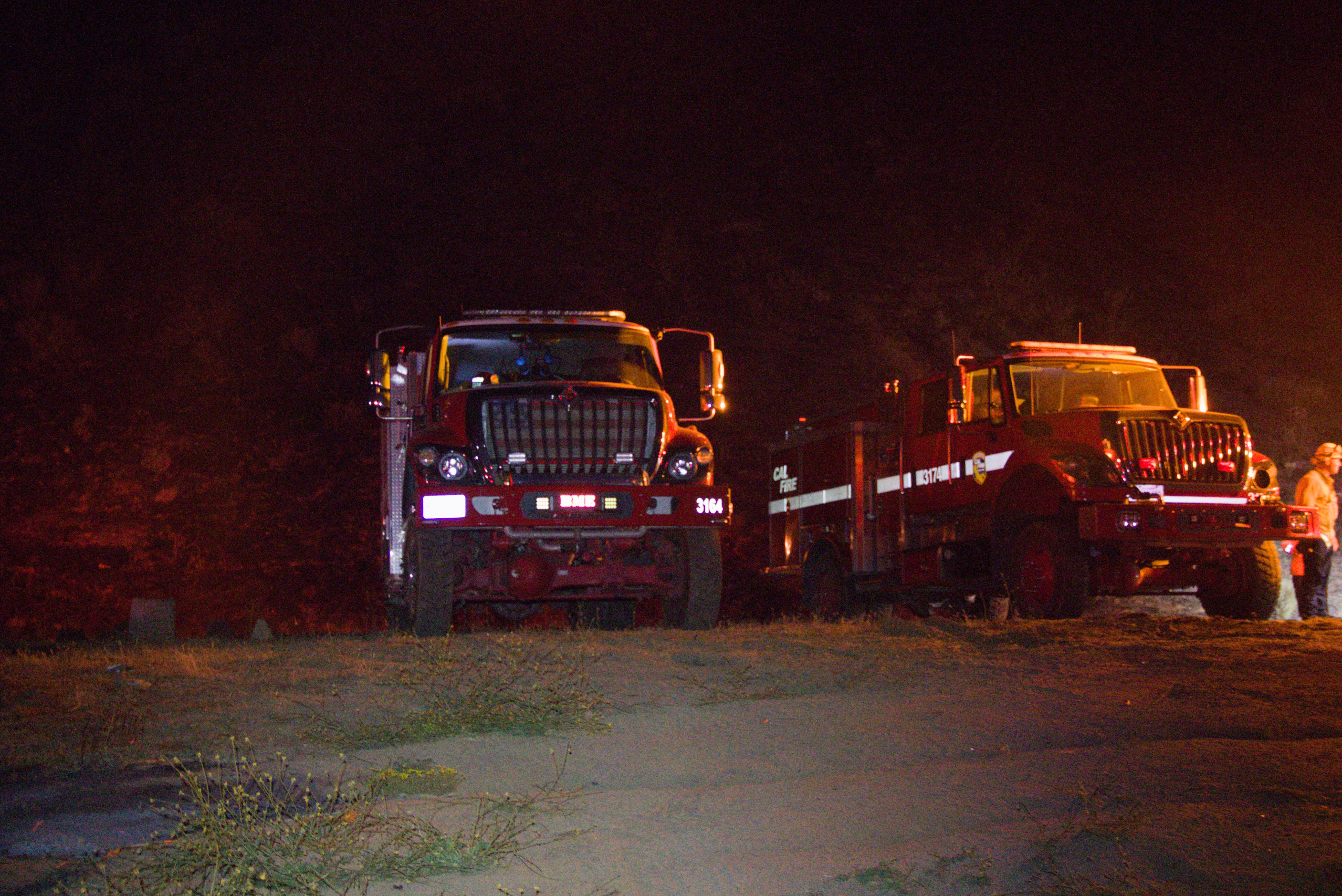 Vista Fire North of Lake Elsinore Held at 141 Acres, Reaches 25% Containment